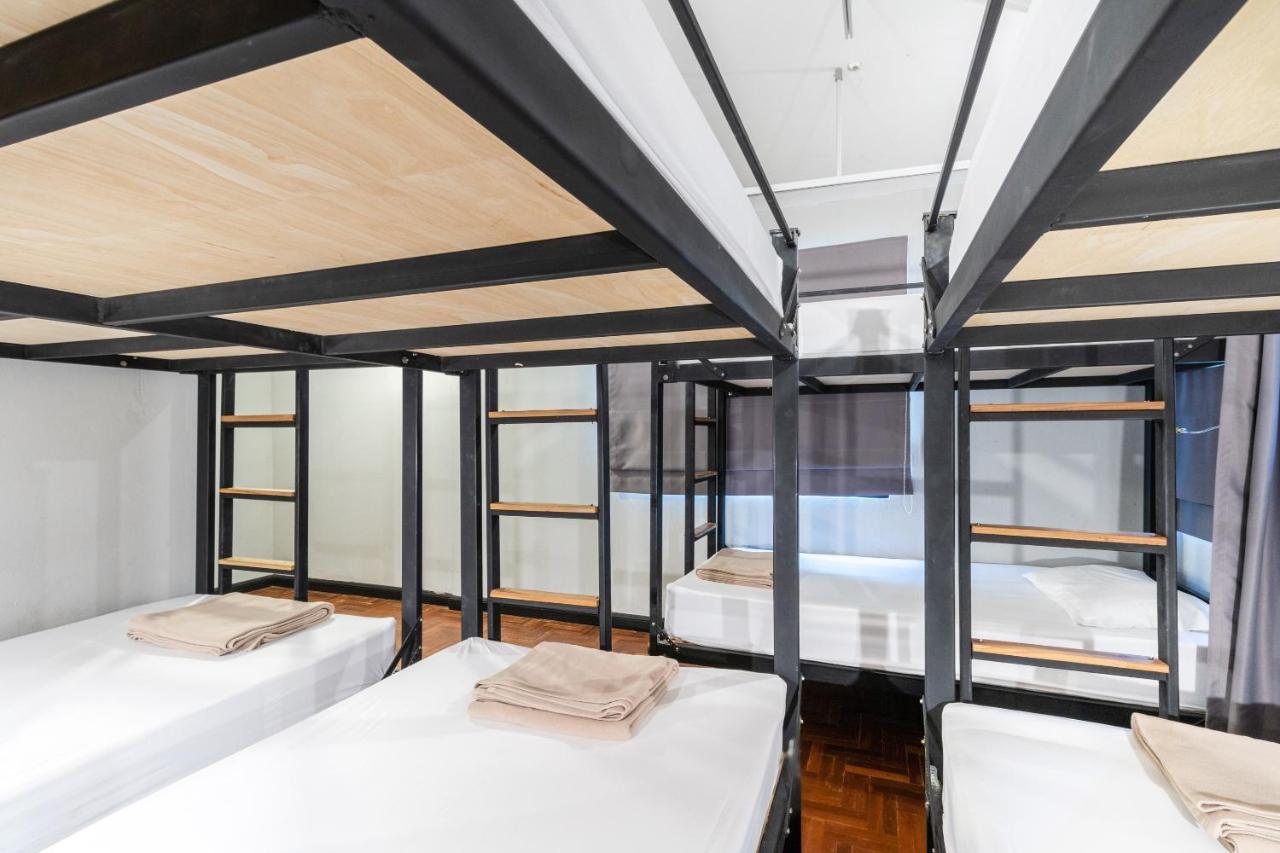 Oyo 677 Le Loftel Hostel Chiang Mai Ngoại thất bức ảnh