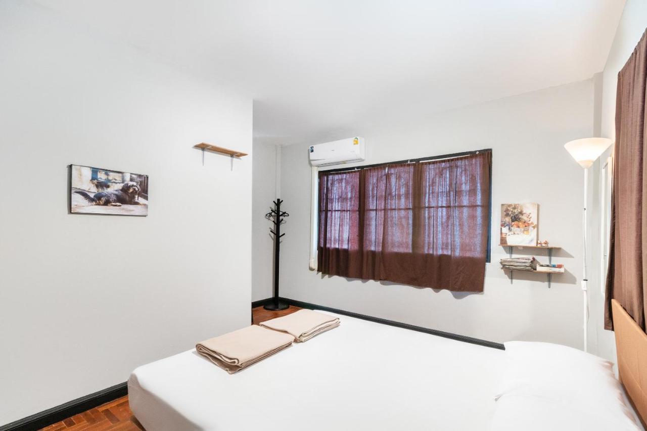 Oyo 677 Le Loftel Hostel Chiang Mai Ngoại thất bức ảnh